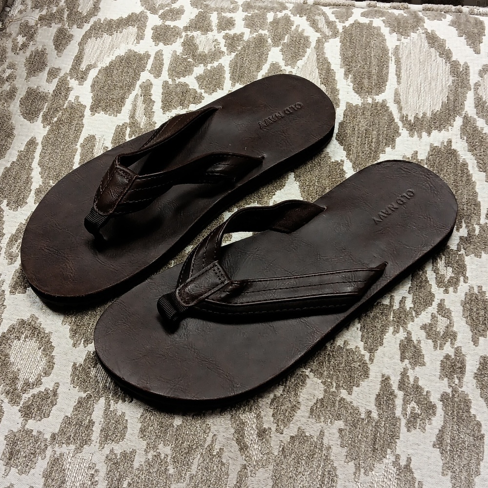 Old Navy Boys Brown Faux Leather Dark Cognac Sandals, Size 5/6